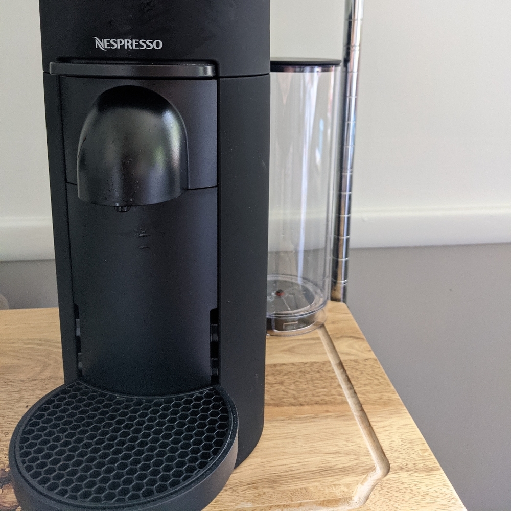 Nespresso vertuo plus deluxe